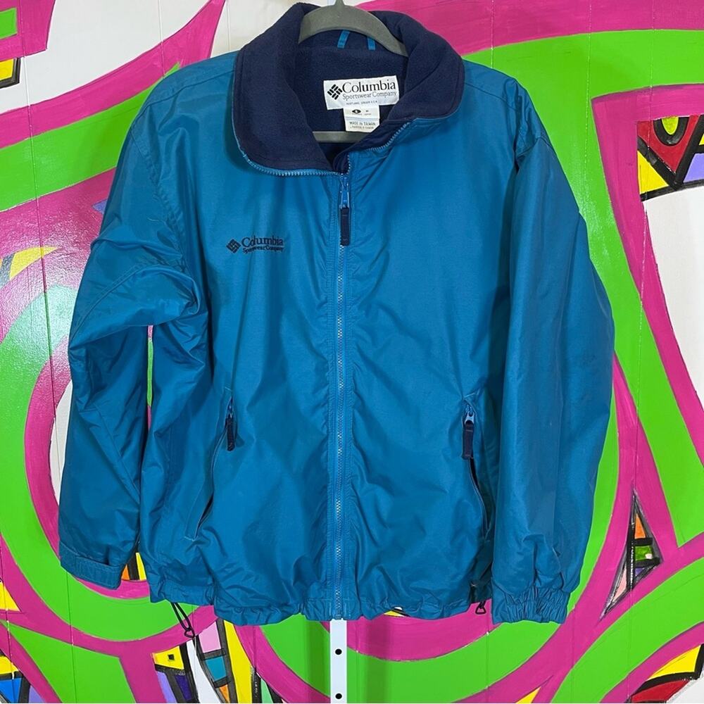 Vintage Columbia Coat. Size Small. In excellent condition!